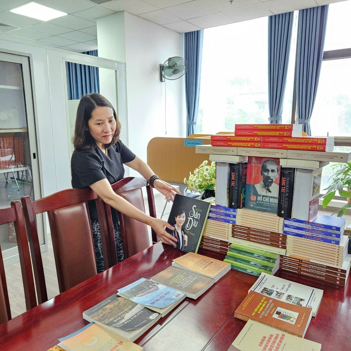Học Viện Dân Tộc